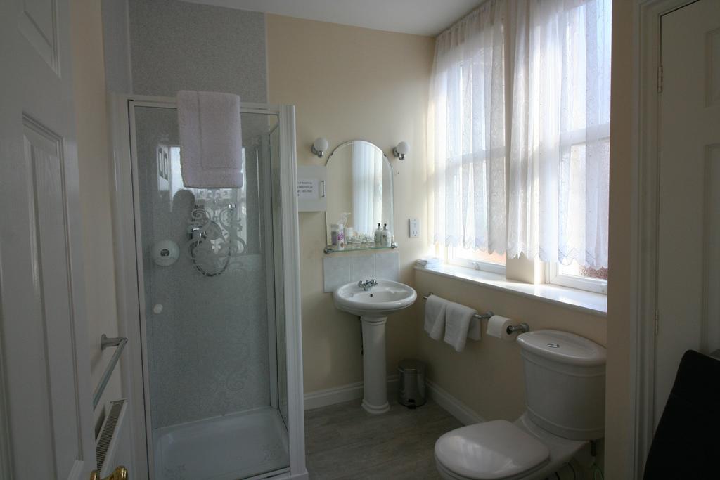 Lincoln House Bed & Breakfast Bridlington Exterior photo