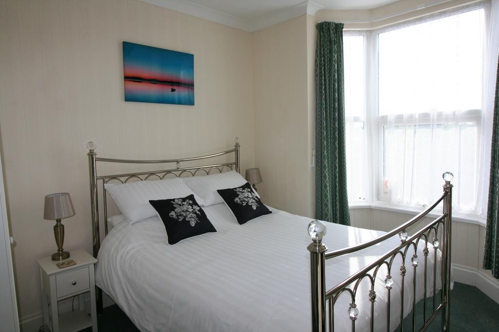 Lincoln House Bed & Breakfast Bridlington Exterior photo
